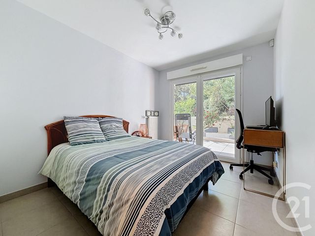 Appartement T3 à vendre - 3 pièces - 75.7 m2 - ST RAPHAEL - 83 - PROVENCE-ALPES-COTE-D-AZUR - Century 21 Sud Habitat
