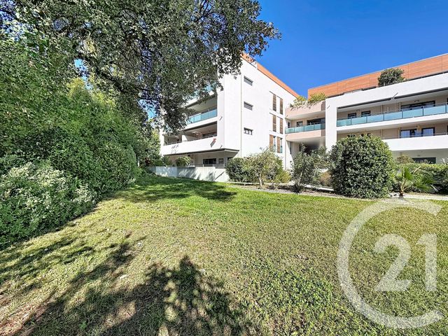 Appartement T3 à vendre - 3 pièces - 75.7 m2 - ST RAPHAEL - 83 - PROVENCE-ALPES-COTE-D-AZUR - Century 21 Sud Habitat